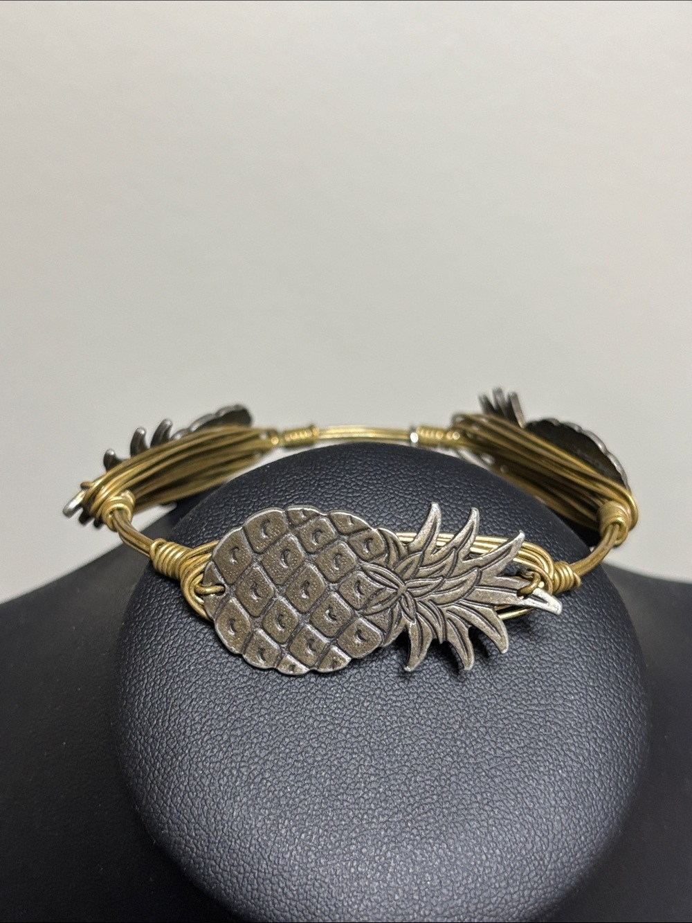 Bourbon And Boweties Pineapple Bangle Bracelet Silver Gold Tone Wire